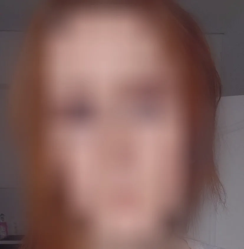 Carla, 22