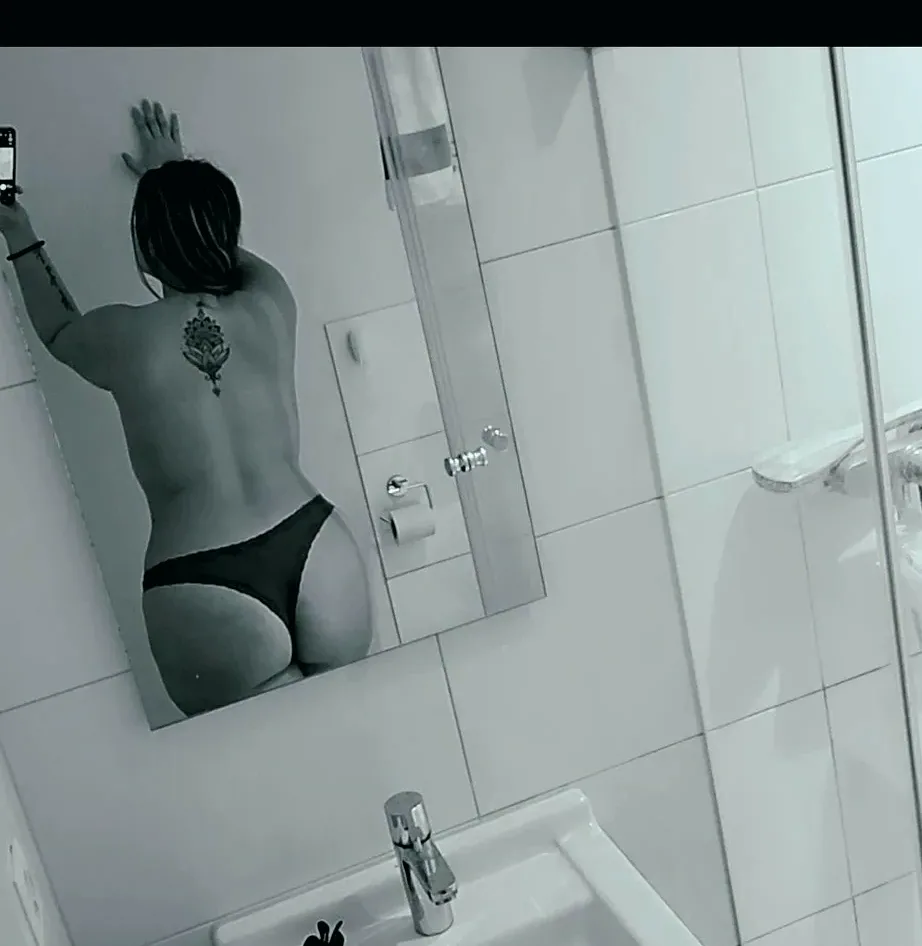 Celina, 28