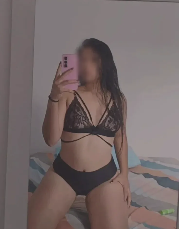 Merve, 24